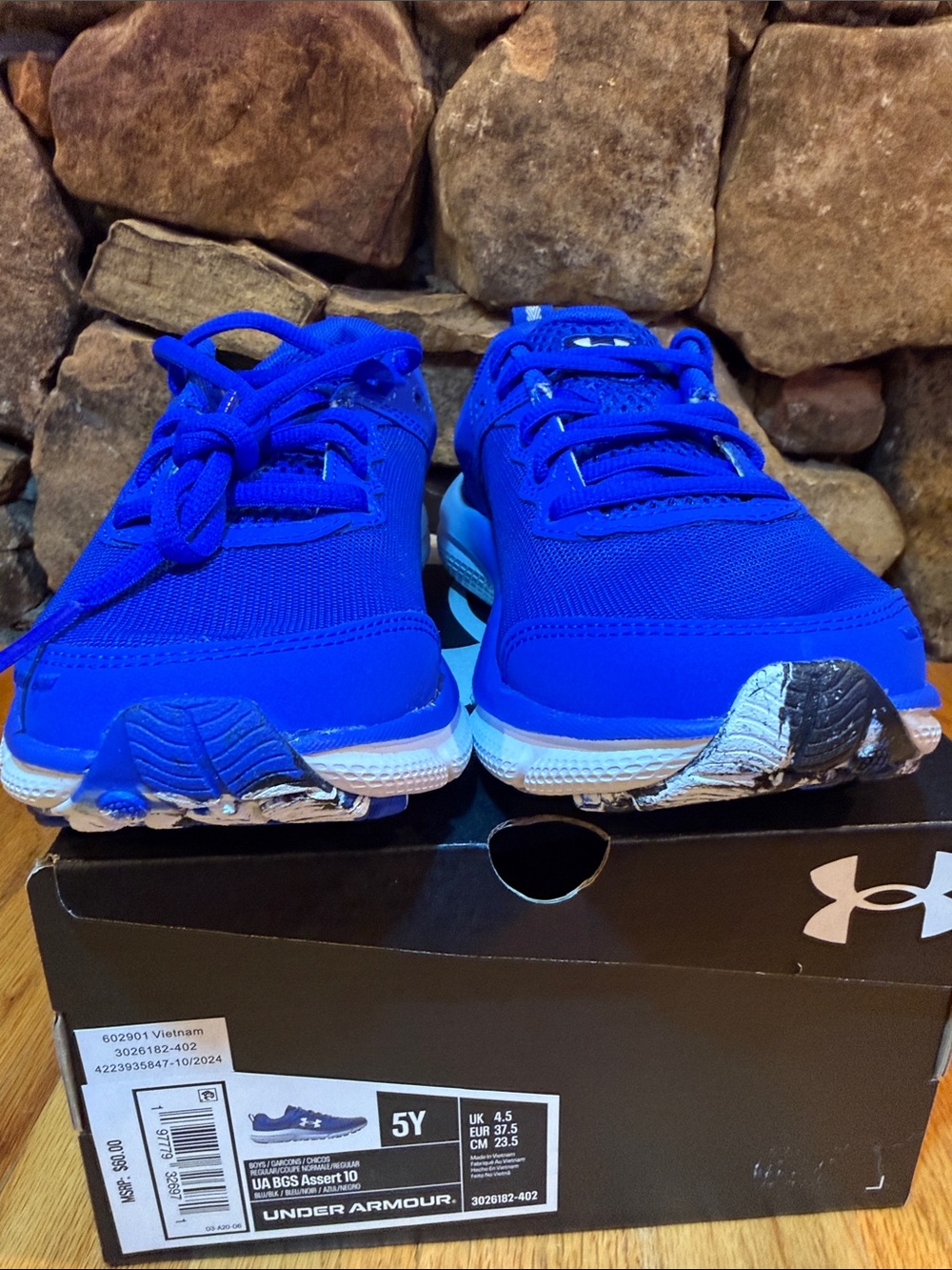Under Armour Kids Blue Athletic Sneakers with White Logo New Size 5Y - Picture 4 of 6